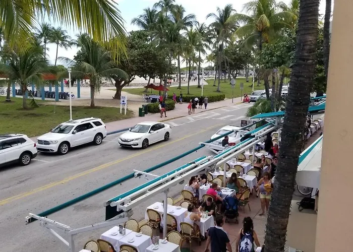 918 Sobe Flats