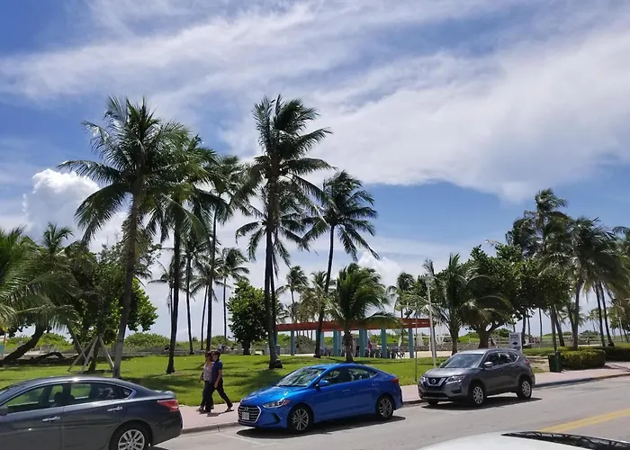 918 Sobe Flats